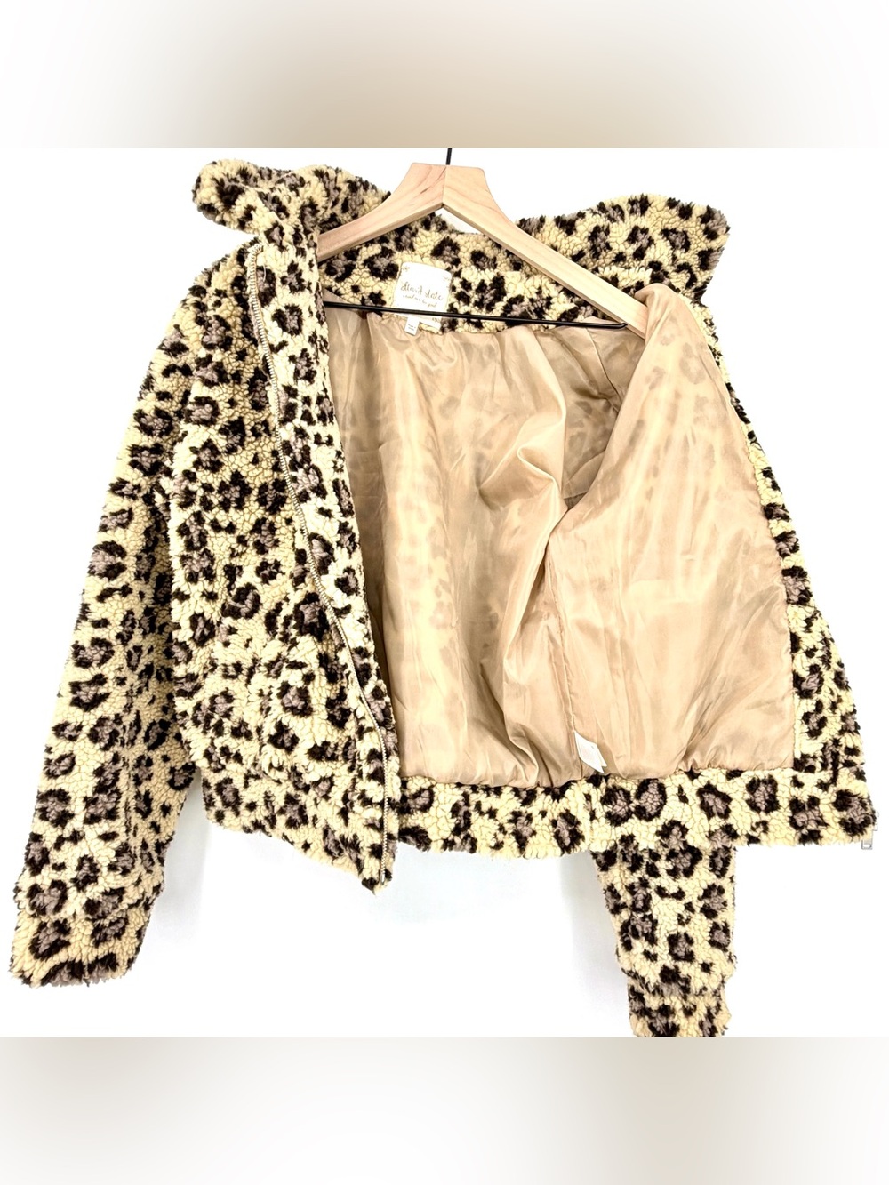 Altar’d State Leopard Sherpa Teddy Jacket Women’s Small NWT